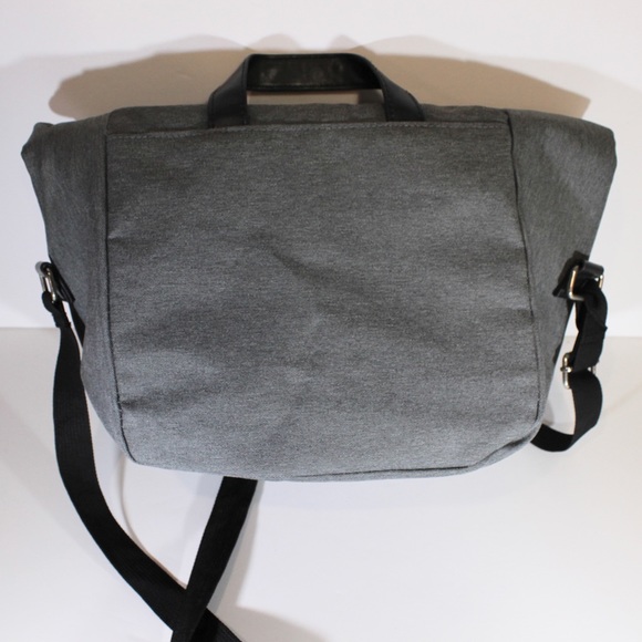 ROOTS 73 Insulated Lunch Bag Grey Gray Black Details Snap Closure - Picture 4 of 8